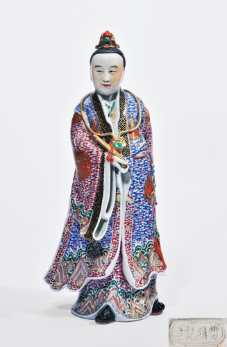 嘉德四季49期精品預(yù)覽 |  美胎青花濃轉(zhuǎn)淡 ，冉冉心事君了然——百瓷集韻（二）